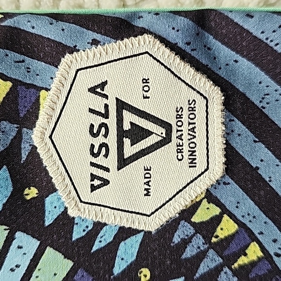 Vissla Swim Trunks Men’s 28 Board Shorts Sustainable surf water ski sports - Picture 8 of 9